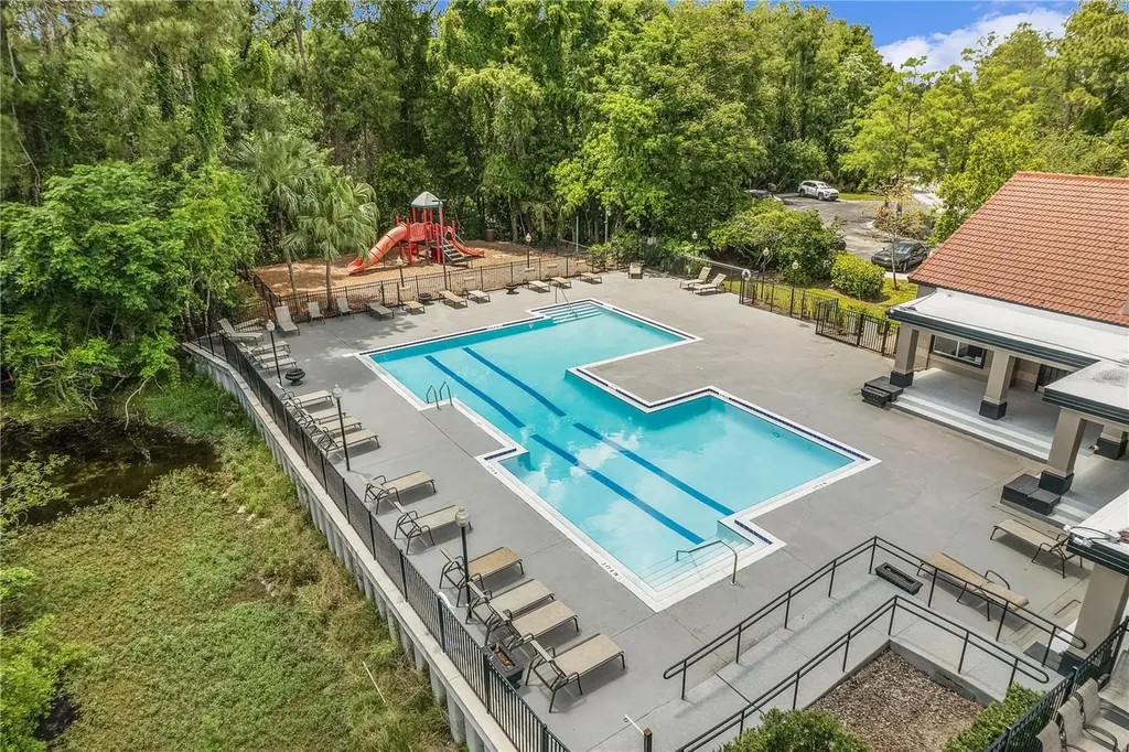 5148 Conroy Road Orlando FL 32811