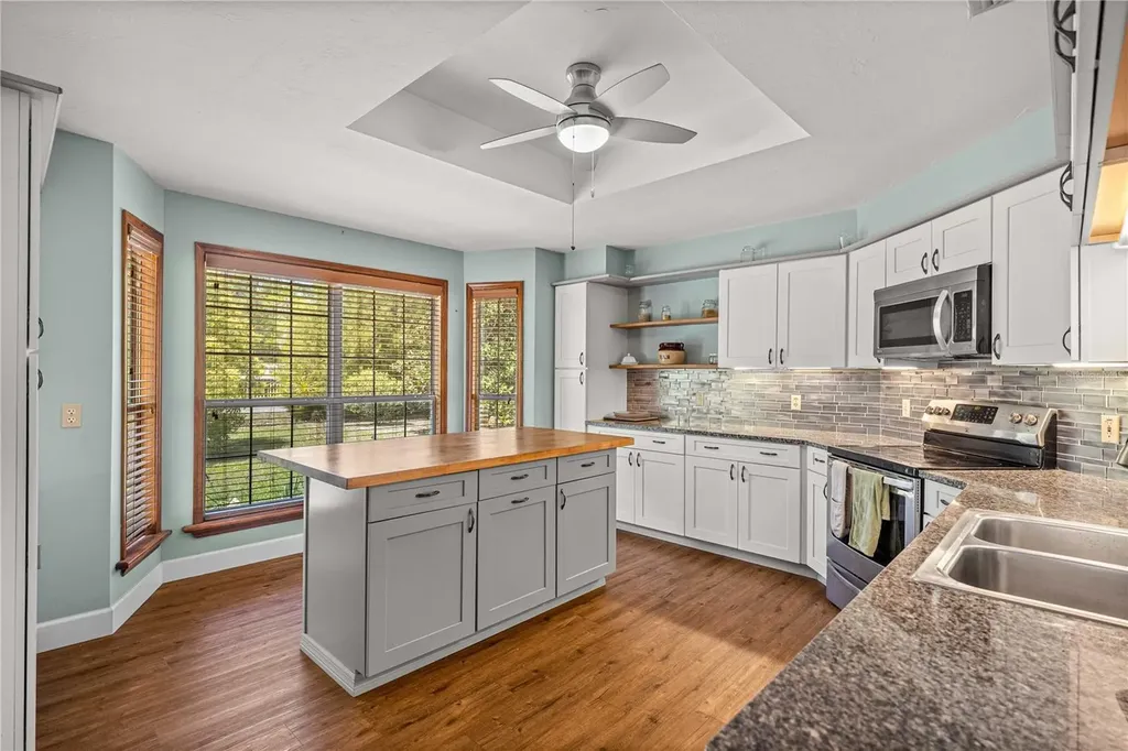 10299 N War Horse Point Crystal River FL 34428