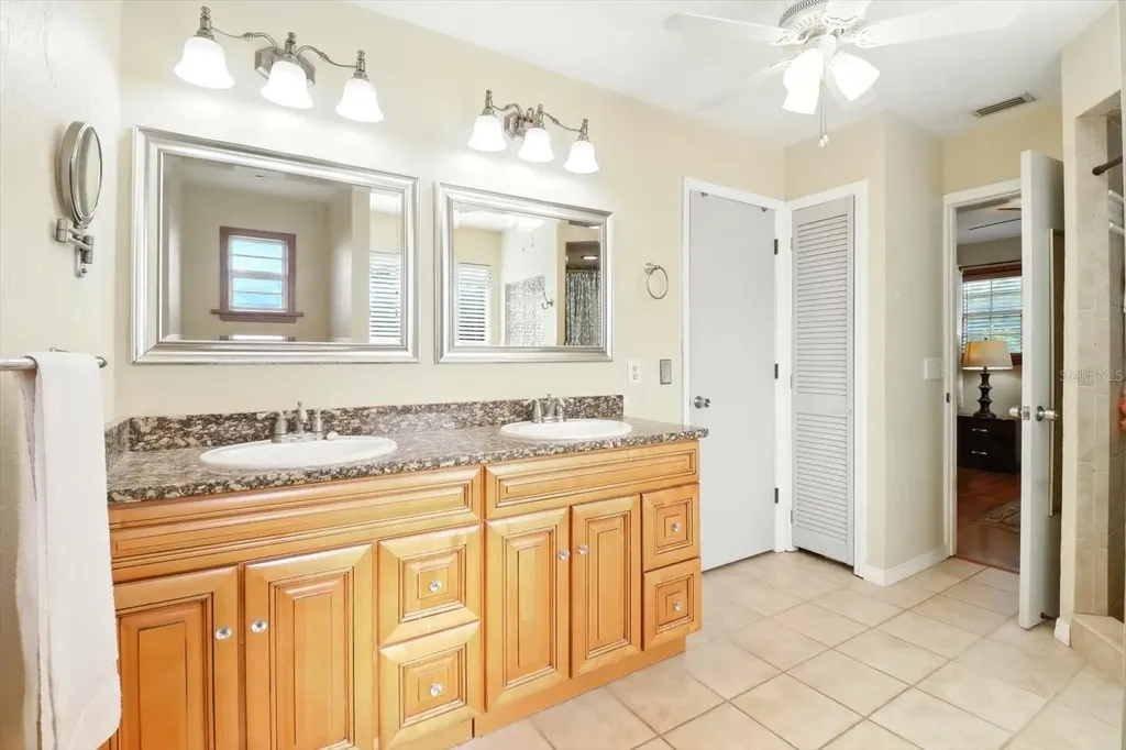 10299 N War Horse Point Crystal River FL 34428