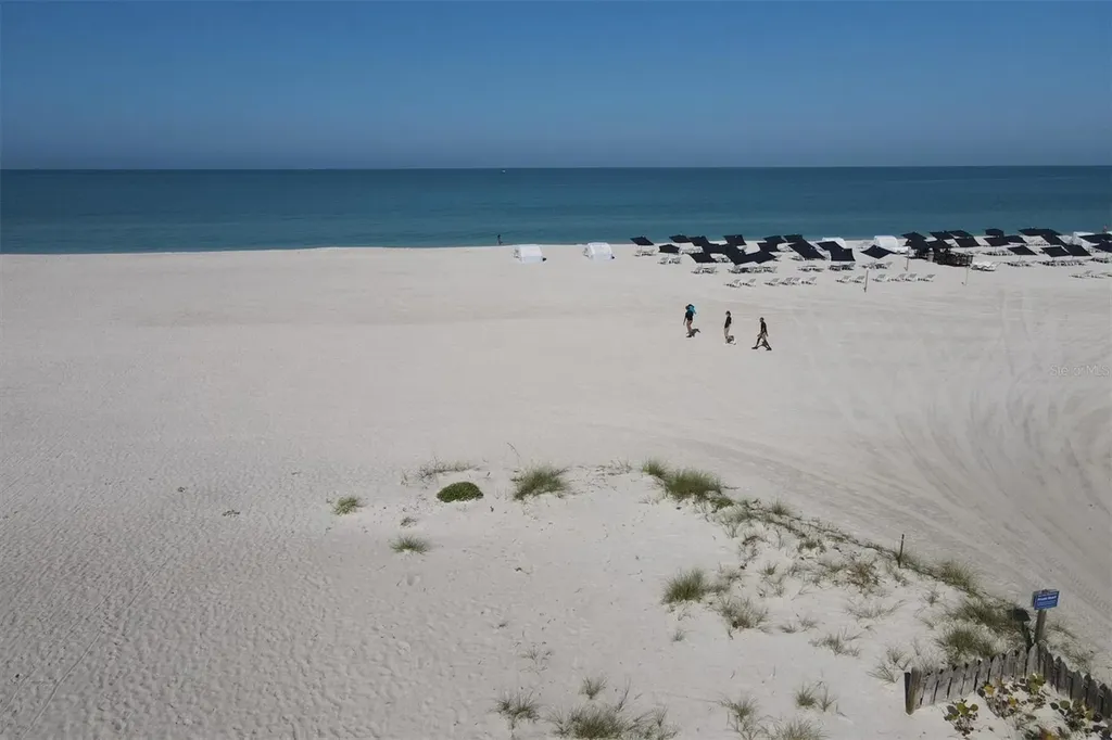 1336 Benjamin Franklin Drive Sarasota FL 34236
