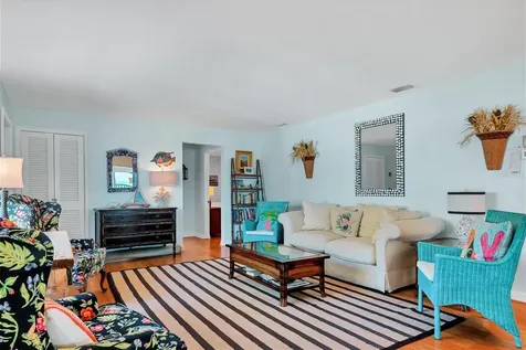 1336 Benjamin Franklin Drive Sarasota FL 34236