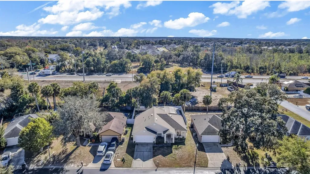 236 Paradise Woods Court Davenport FL 33896