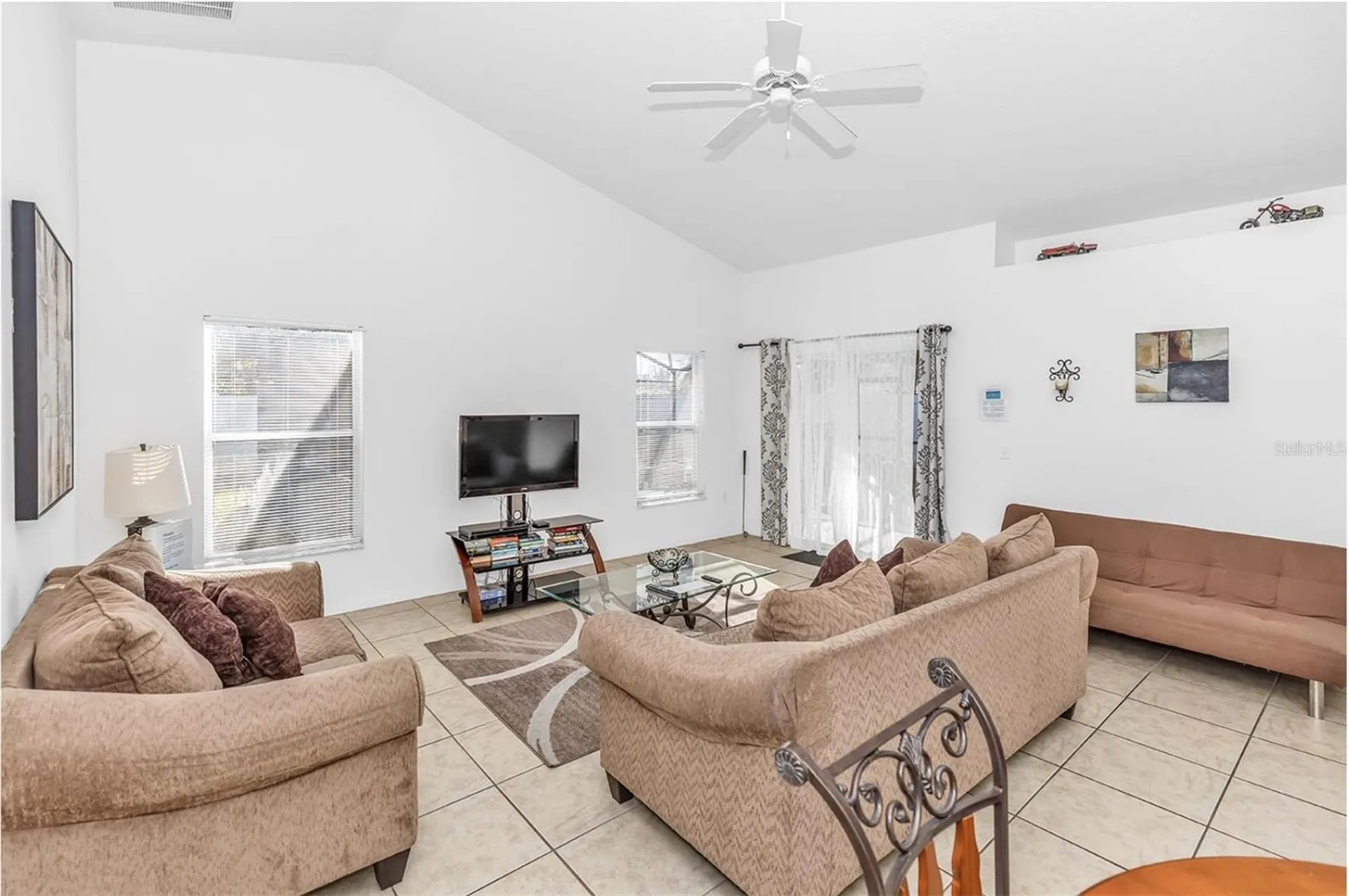 236 Paradise Woods Court Davenport FL 33896