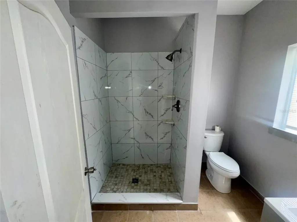 2330 S Fern Creek Avenue Orlando FL 32806