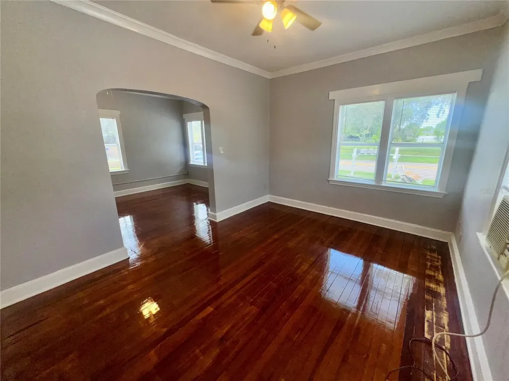 2330 S Fern Creek Avenue Orlando FL 32806