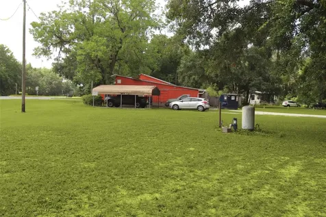 7220 NE Us Highway 301 Hawthorne FL 32640