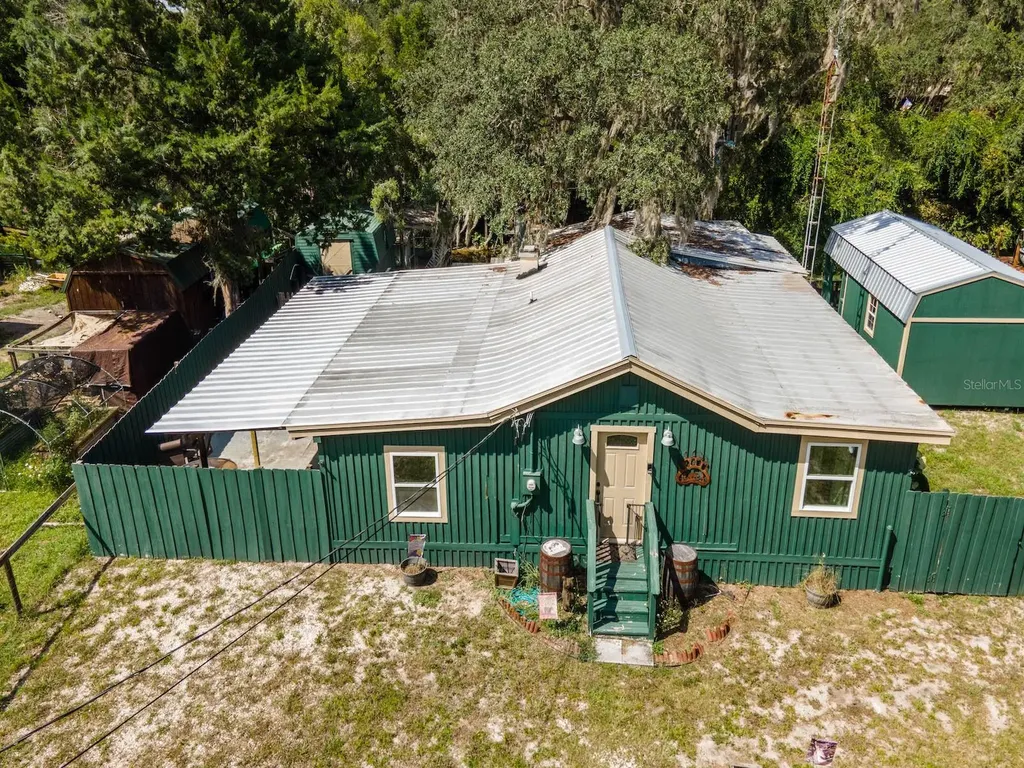 24855 NE 135 Street Salt Springs FL 32134