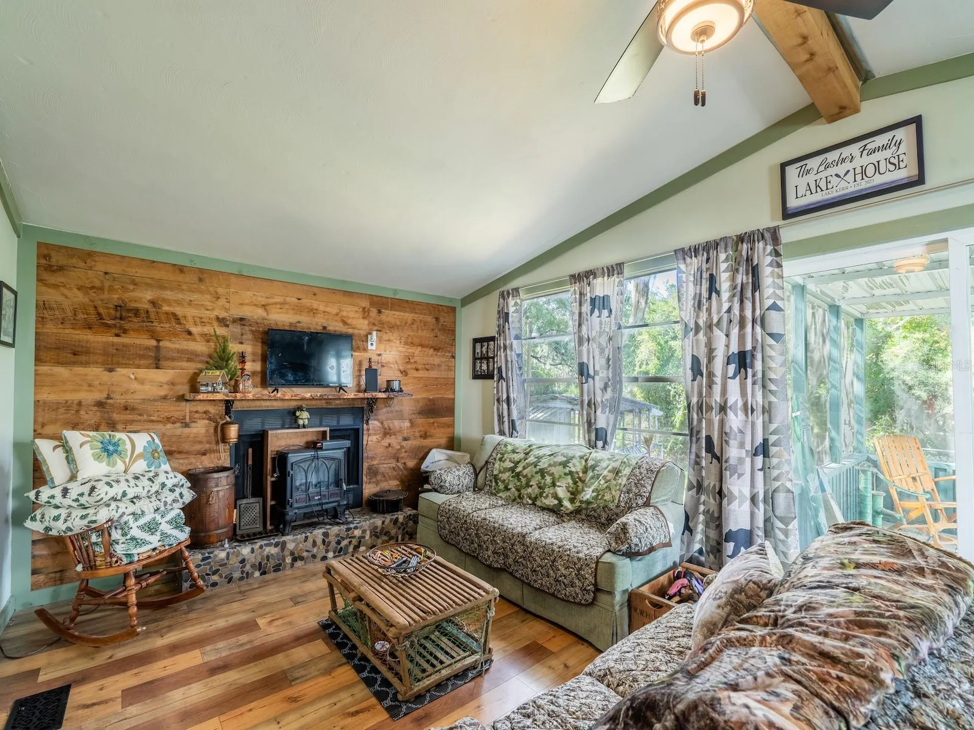24855 NE 135 Street Salt Springs FL 32134