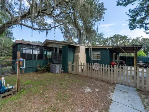 24855 NE 135 Street Salt Springs FL 32134