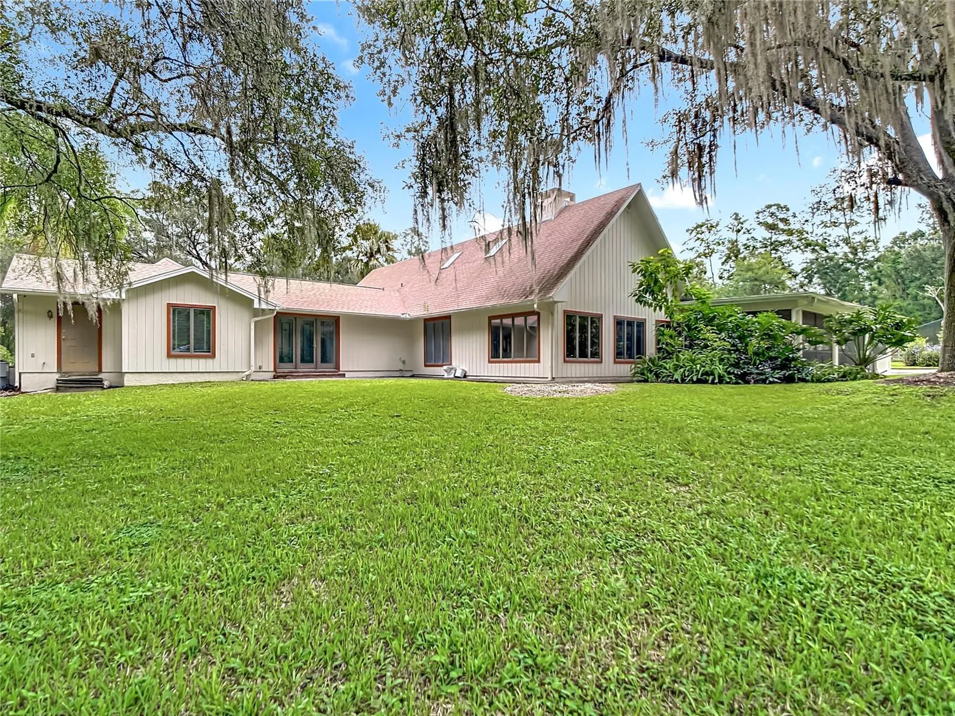 2130 SW 37th Street Road Ocala FL 34471