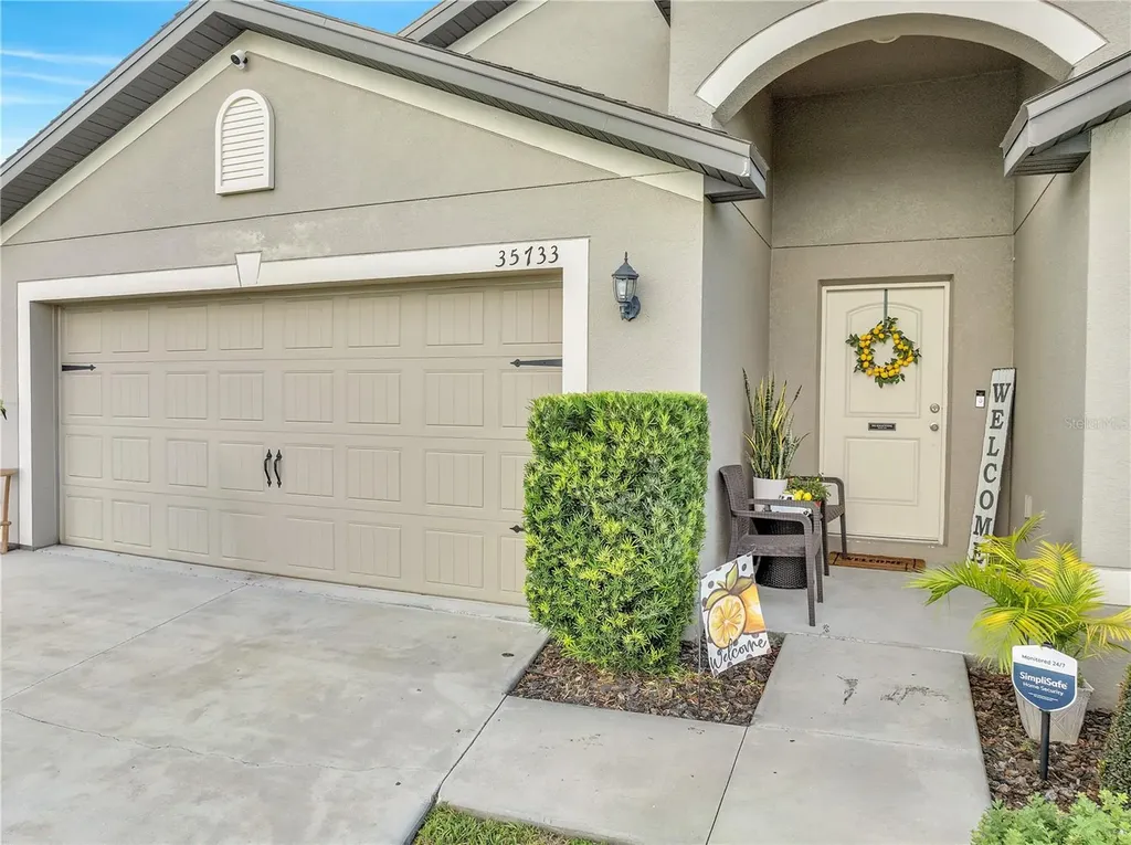 35733 Rose Moss Avenue Leesburg FL 34788