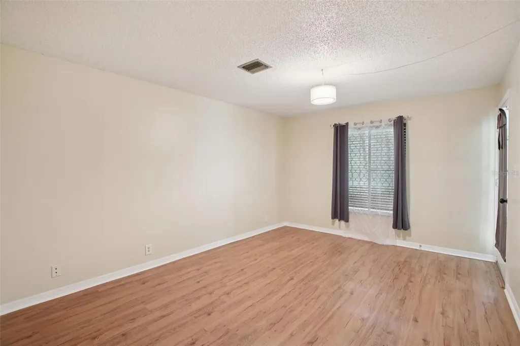 7300 Sunshine Skyway Lane S St Petersburg FL 33711