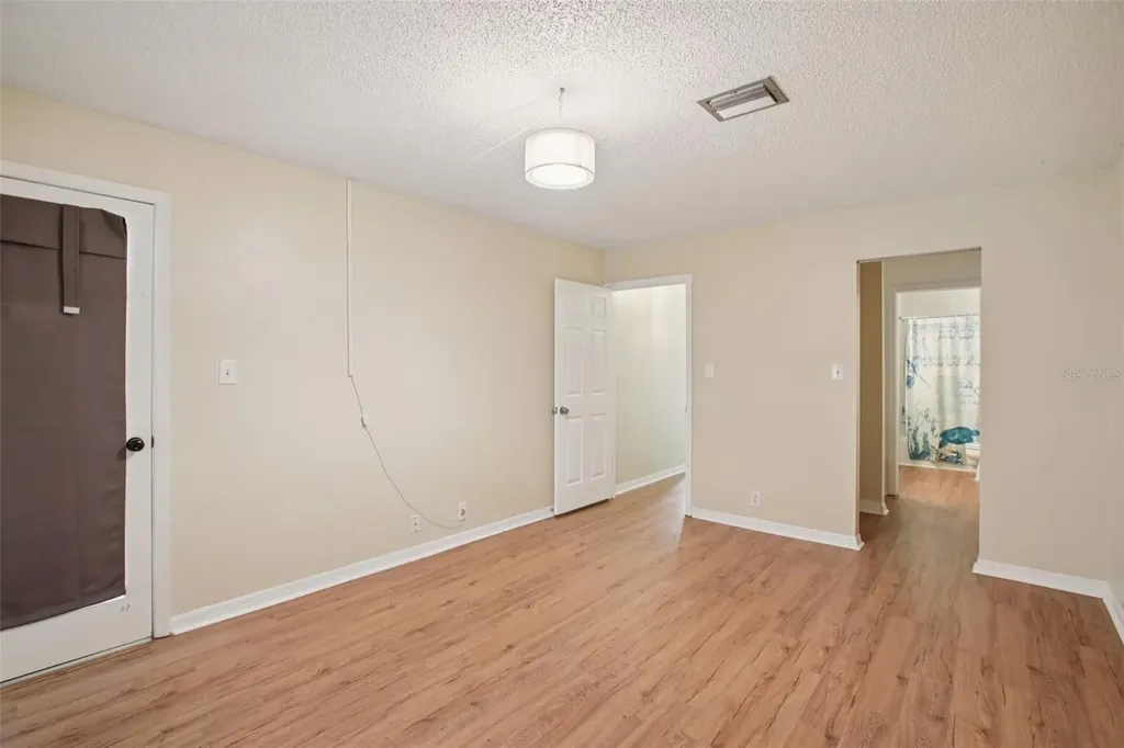 7300 Sunshine Skyway Lane S St Petersburg FL 33711