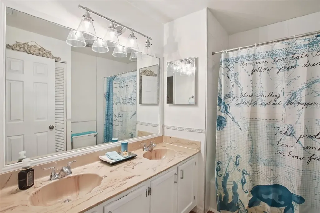 7300 Sunshine Skyway Lane S St Petersburg FL 33711