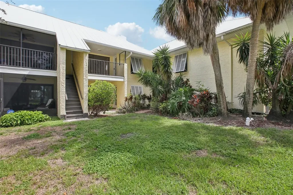 7300 Sunshine Skyway Lane S St Petersburg FL 33711