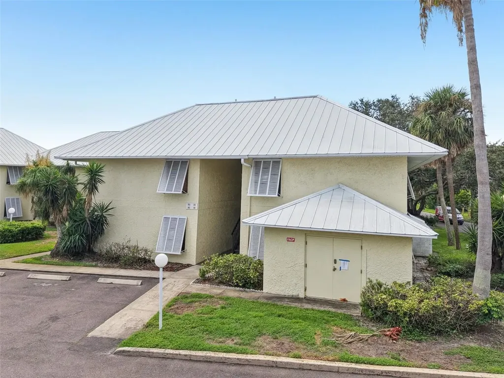 7300 Sunshine Skyway Lane S St Petersburg FL 33711