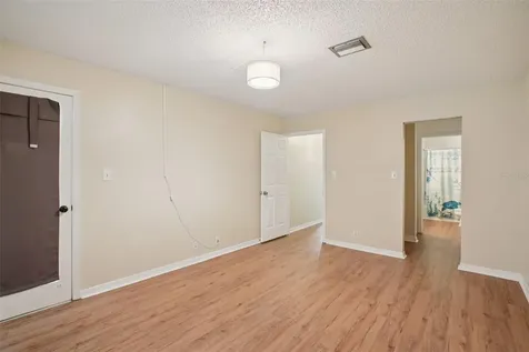 7300 Sunshine Skyway Lane S St Petersburg FL 33711