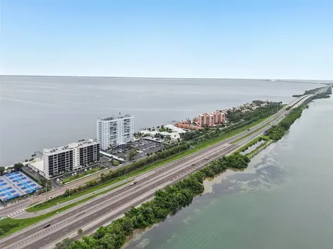 7300 Sunshine Skyway Lane S St Petersburg FL 33711