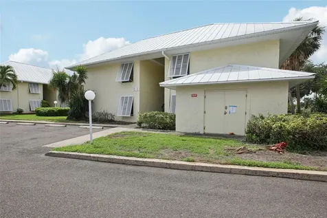 7300 Sunshine Skyway Lane S St Petersburg FL 33711