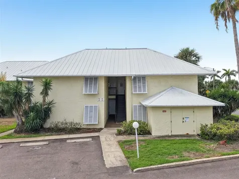 7300 Sunshine Skyway Lane S St Petersburg FL 33711