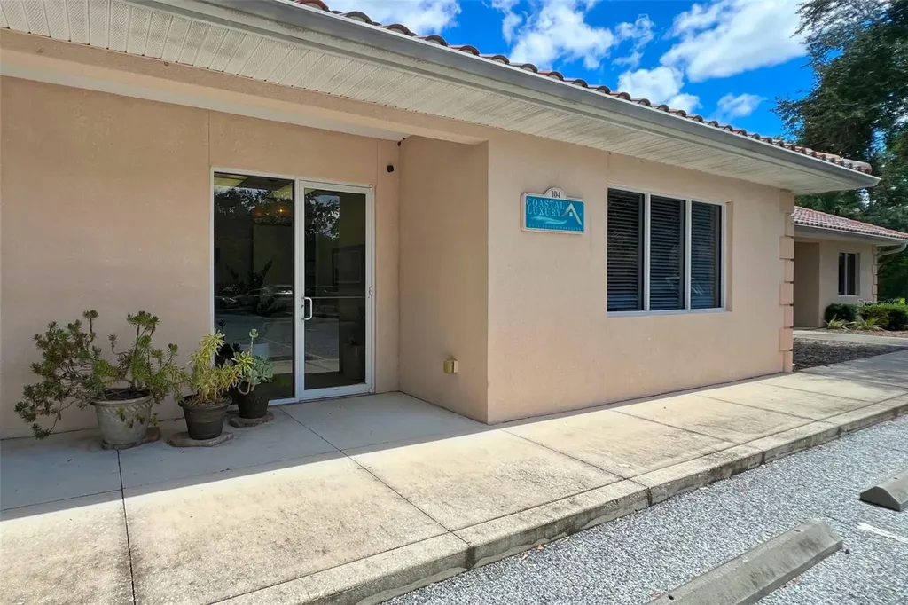 5245 Office Park Boulevard Bradenton FL 34203