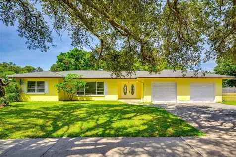 104 S Hercules Avenue Clearwater FL 33765