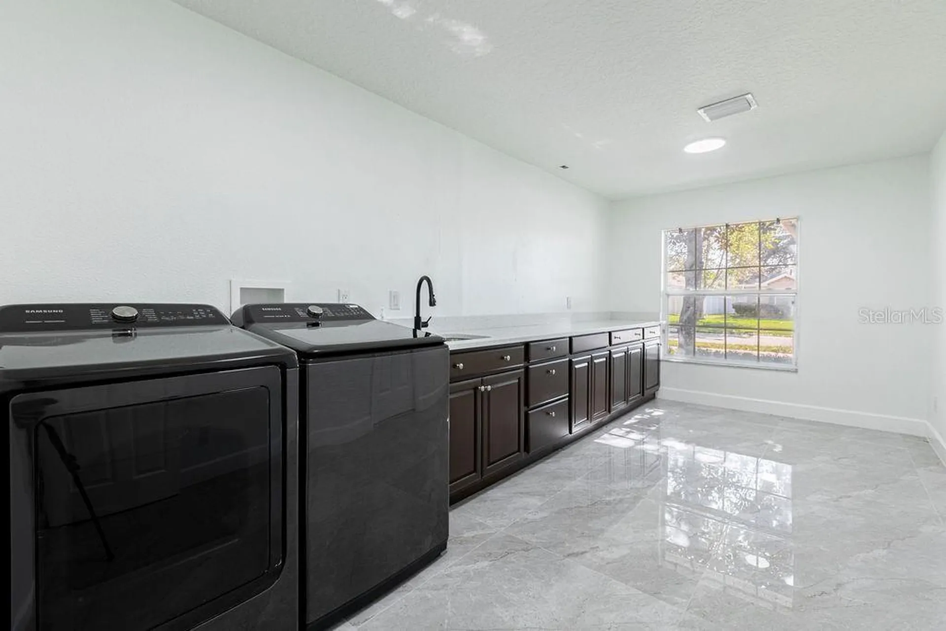 1032 Legends Pass Drive Valrico FL 33594