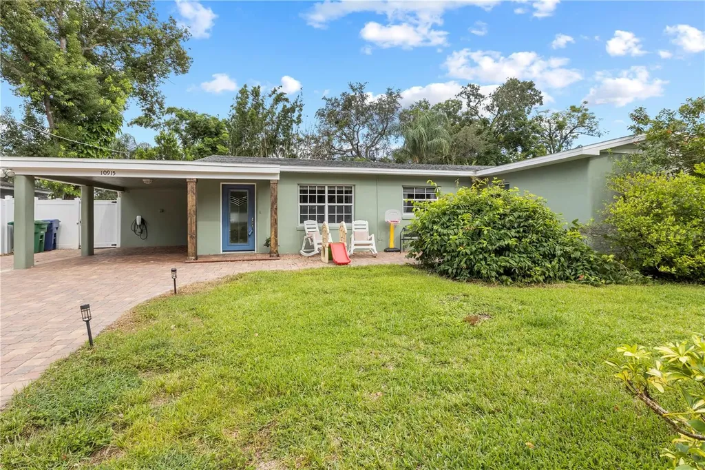 10915 N Newport Avenue Tampa FL 33612