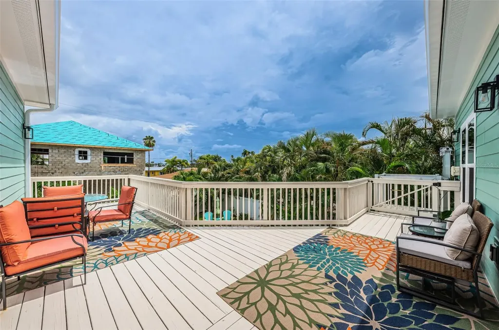 16109 3rd Street E Redington Beach FL 33708