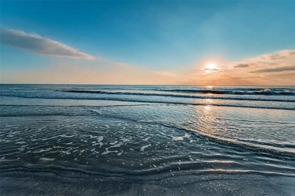 16109 3rd Street E Redington Beach FL 33708