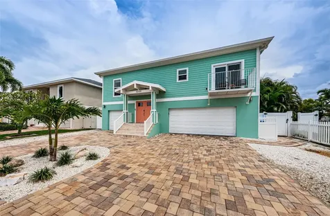 16109 3rd Street E Redington Beach FL 33708