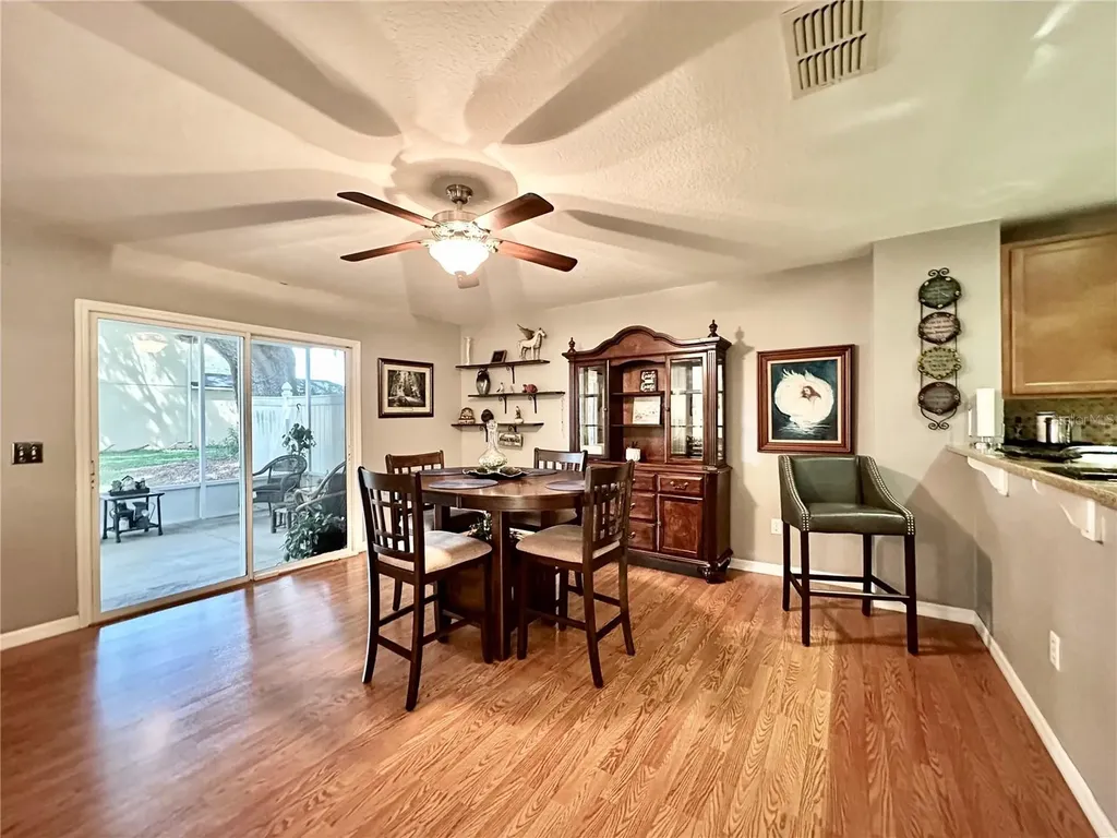 12406 NE 50th View Oxford FL 34484