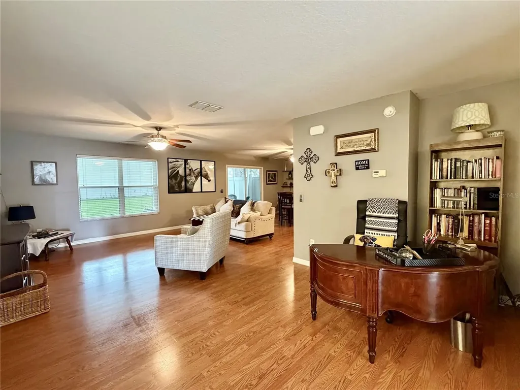 12406 NE 50th View Oxford FL 34484