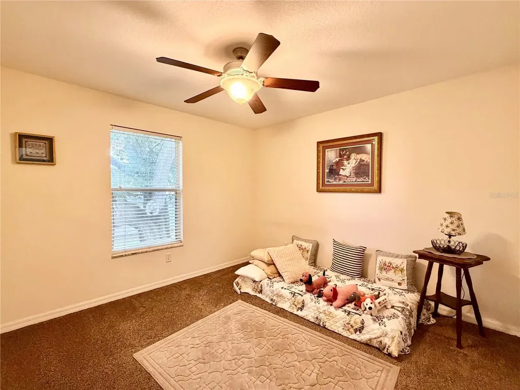 12406 NE 50th View Oxford FL 34484