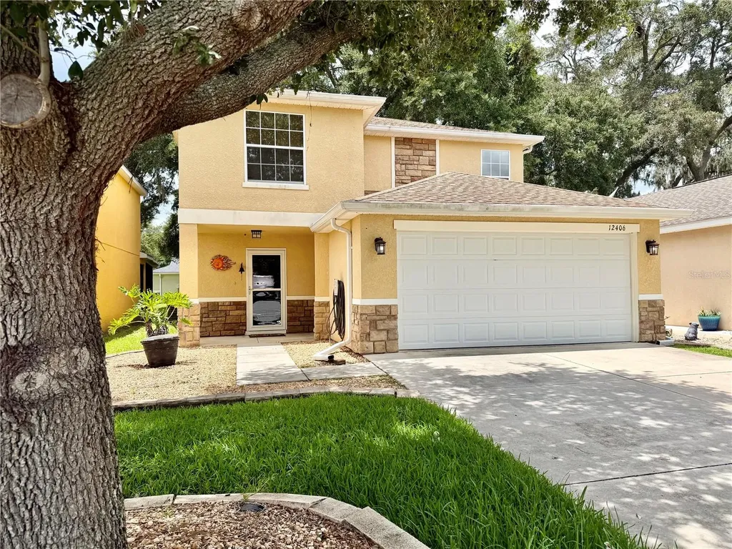12406 NE 50th View Oxford FL 34484