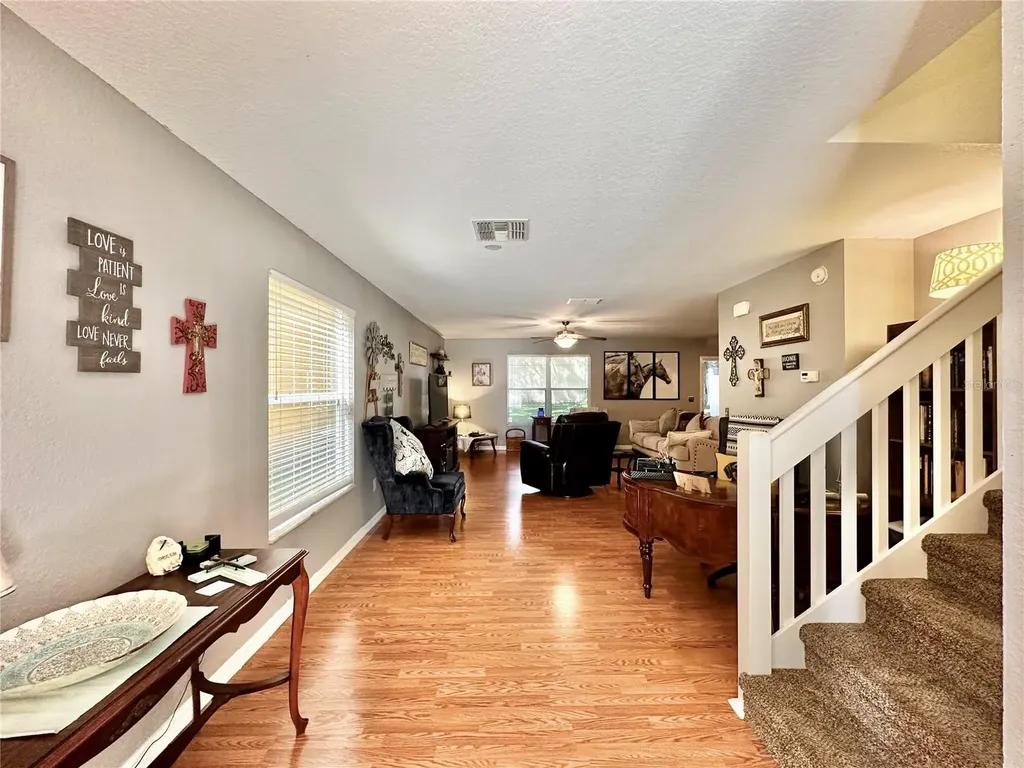 12406 NE 50th View Oxford FL 34484