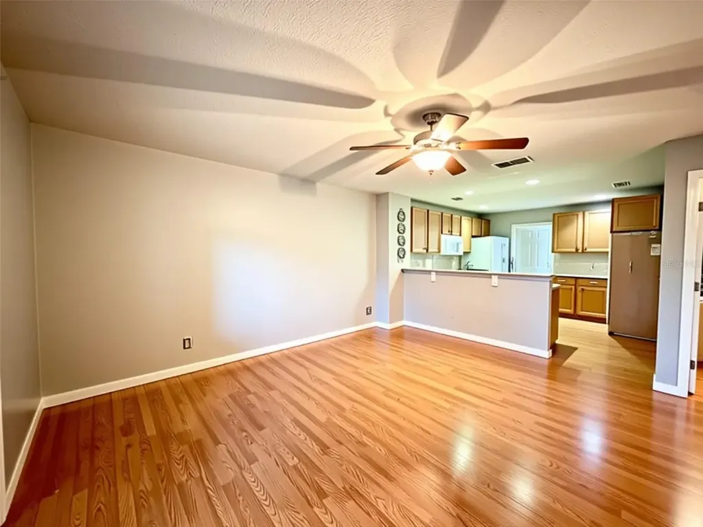 12406 NE 50th View Oxford FL 34484