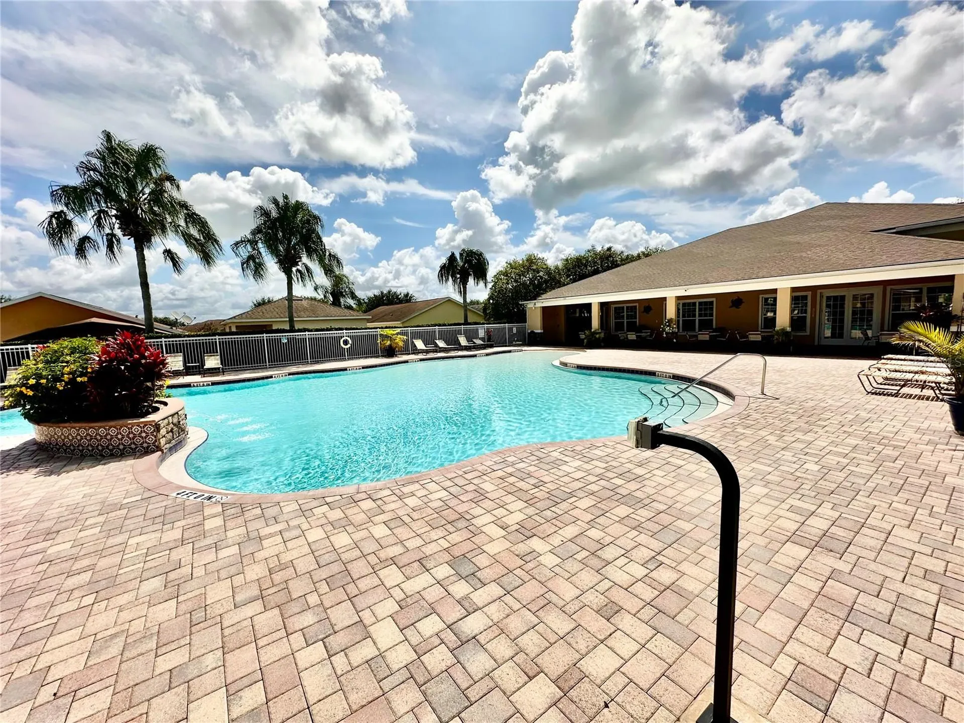 12406 NE 50th View Oxford FL 34484