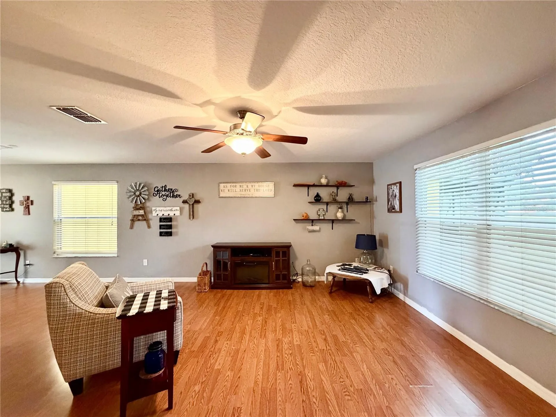 12406 NE 50th View Oxford FL 34484