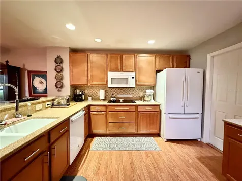 12406 NE 50th View Oxford FL 34484