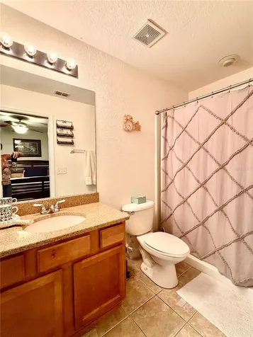12406 NE 50th View Oxford FL 34484