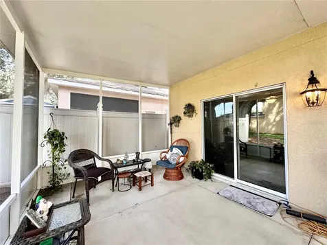 12406 NE 50th View Oxford FL 34484