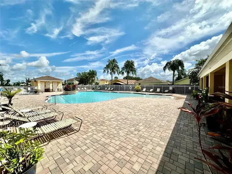 12406 NE 50th View Oxford FL 34484