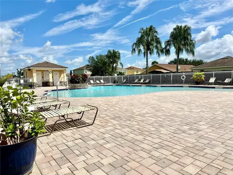12406 NE 50th View Oxford FL 34484