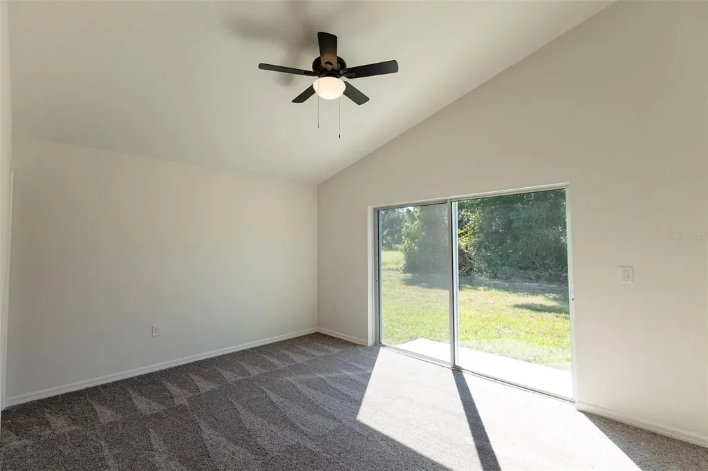 89 W Central Avenue Webster FL 33597