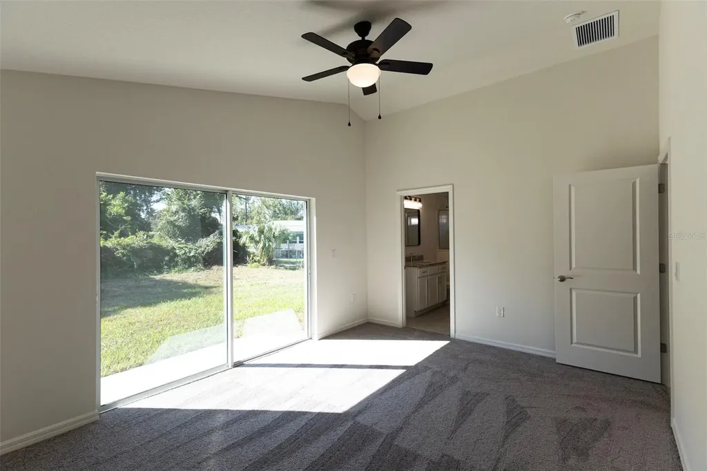 89 W Central Avenue Webster FL 33597