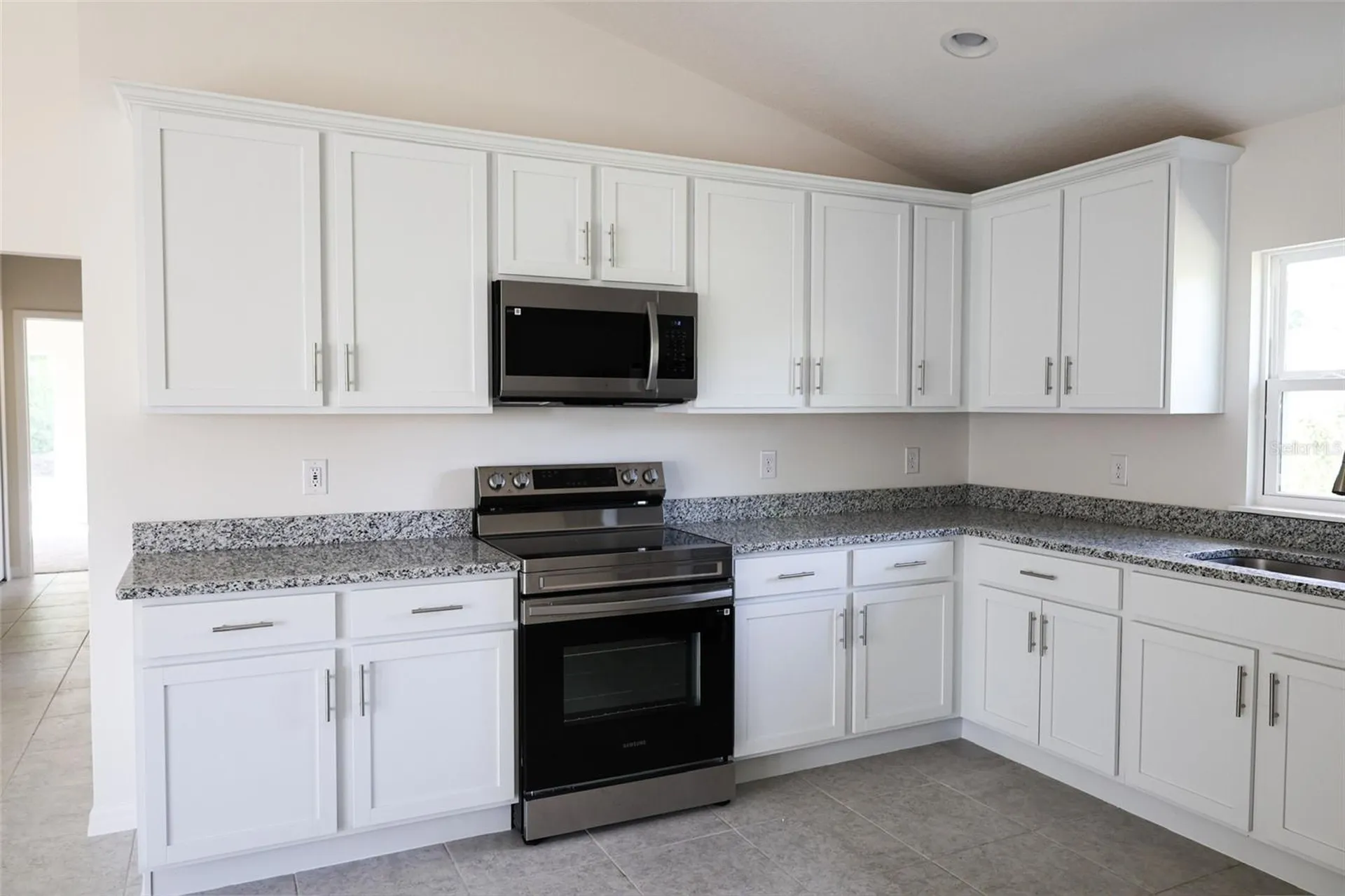 89 W Central Avenue Webster FL 33597