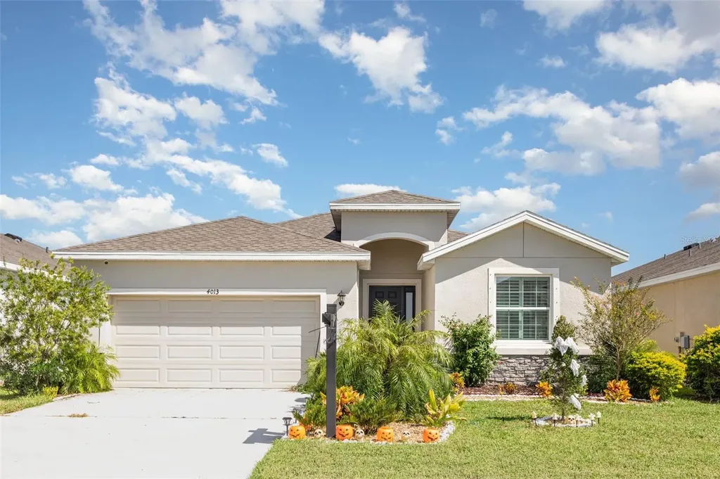 4013 Lively Coral Place Bradenton FL 34208