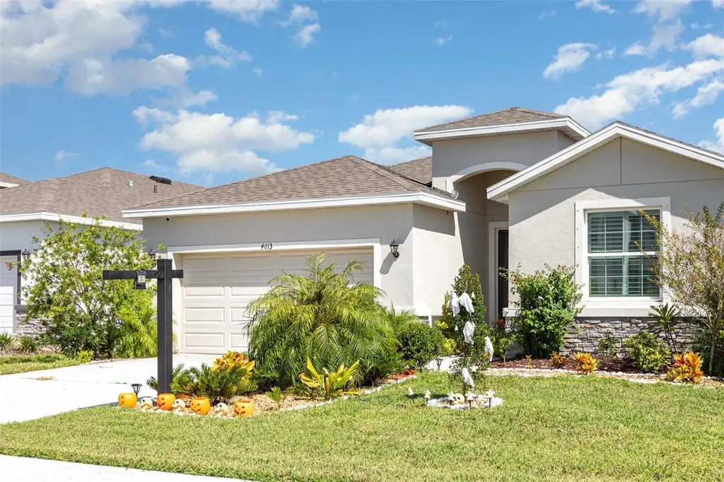 4013 Lively Coral Place Bradenton FL 34208