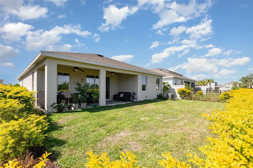 4013 Lively Coral Place Bradenton FL 34208